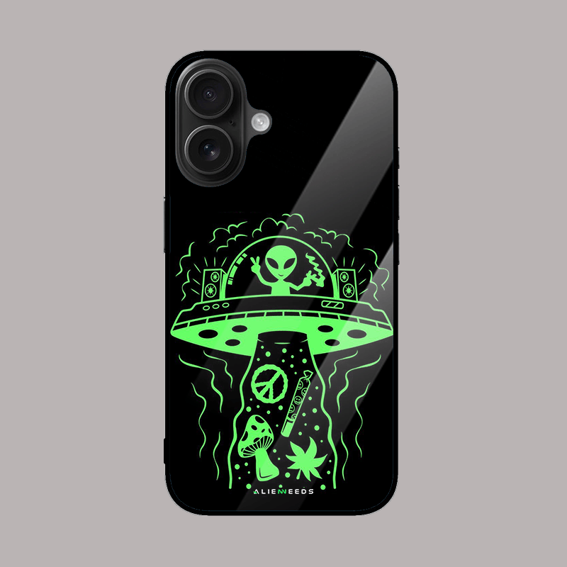 Alien with spaceship phone cover – fun glass case.