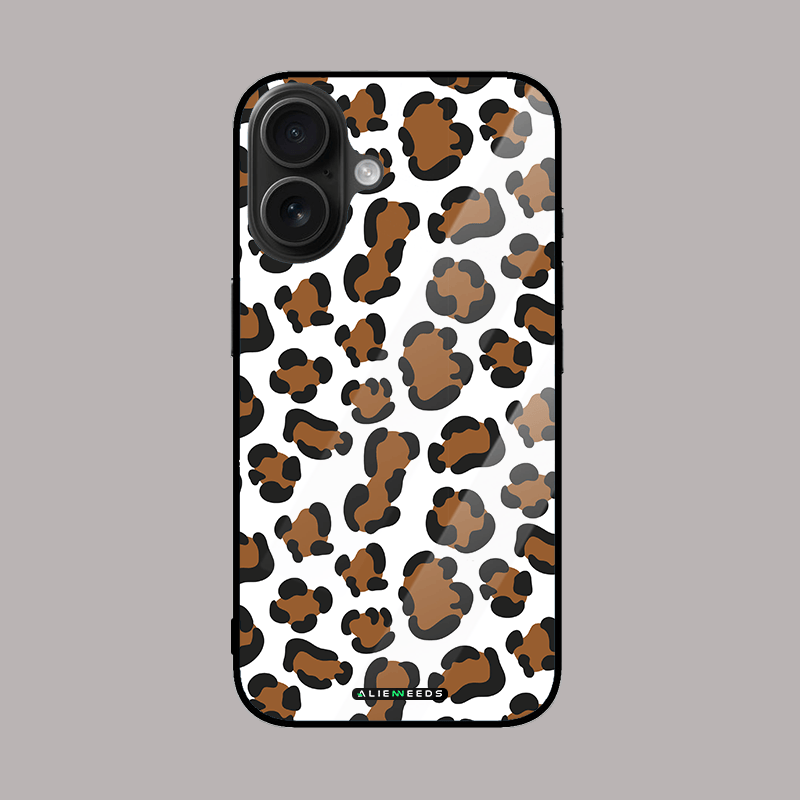 Leopard pattern in white fierce glass case by alienneeds – wild style.